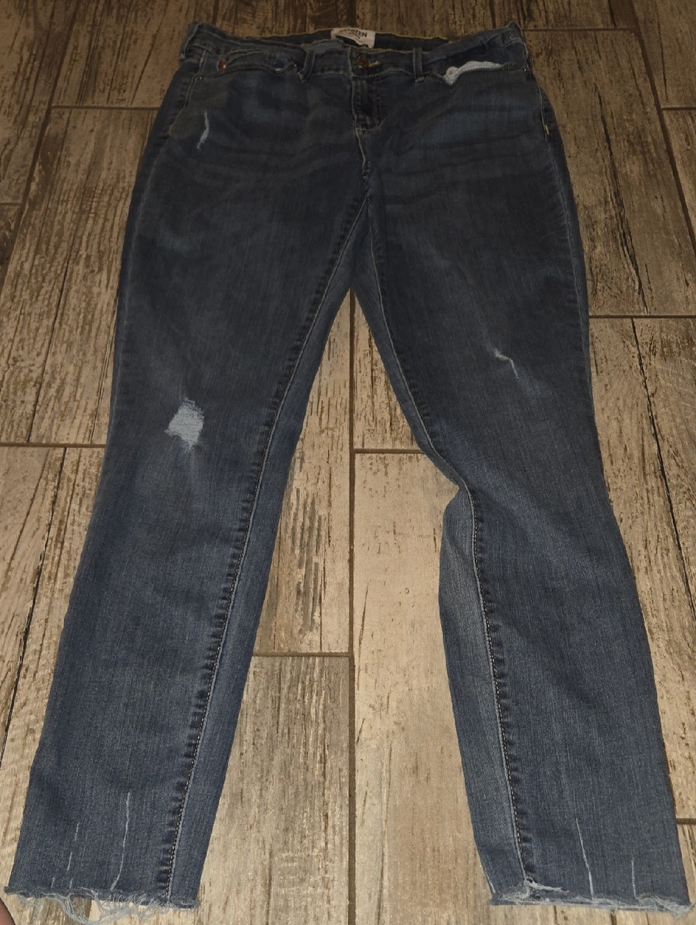 Levi's Dark Blue Straight-Leg Jeans with Light Distress